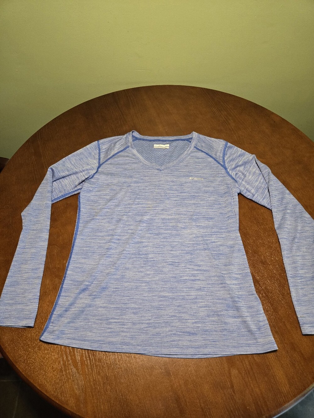 Columbia Shirt Womens M Blue Omni-Freeze Long Sleeve V-Neck Space Dye Active
